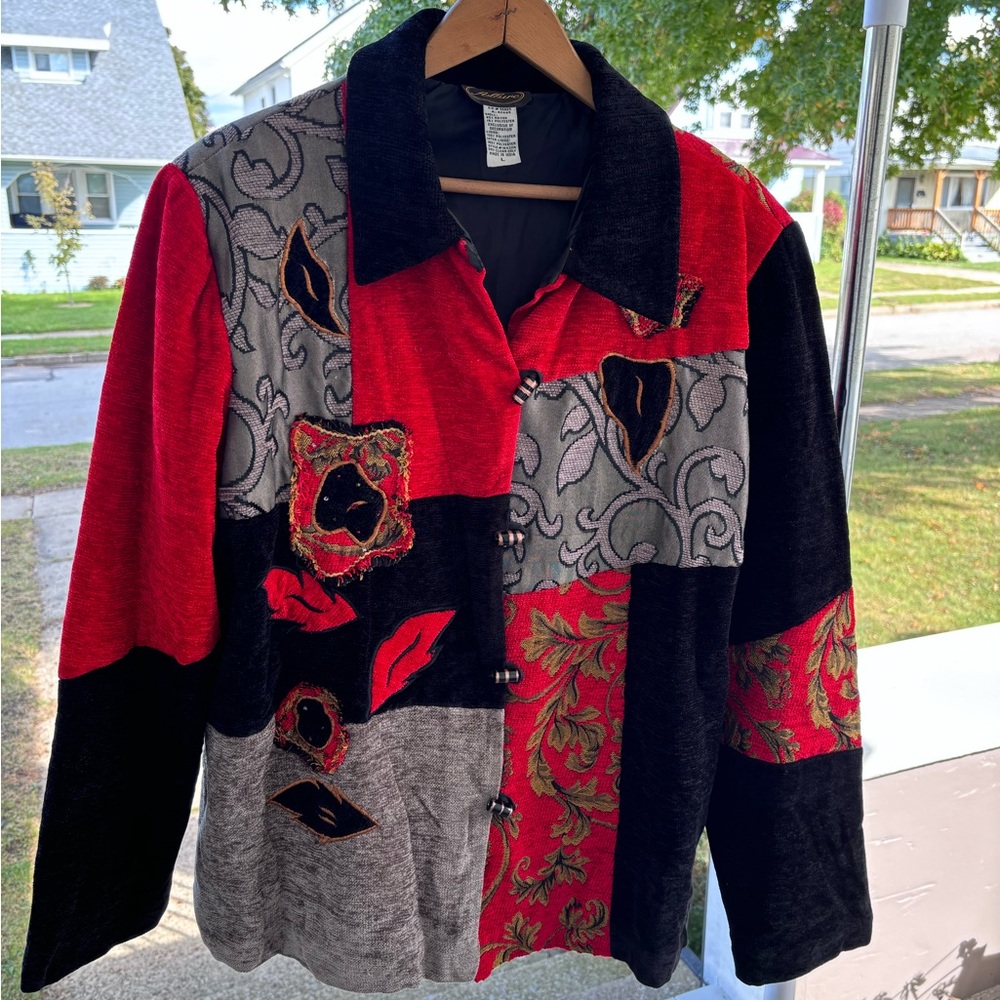 Vintage Allure Women’s Button Jacket Large